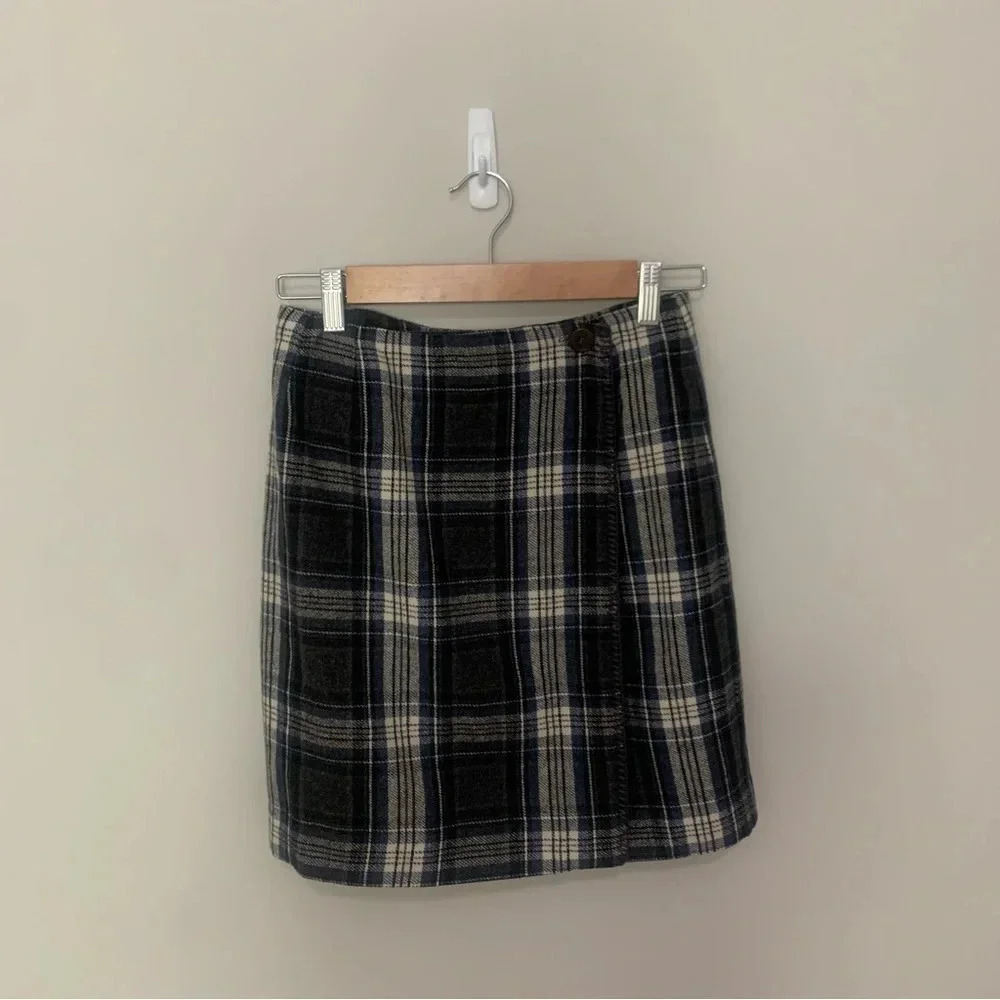 Herman Geist Wool Blend Dark Academia Plaid Wrap Front Mini Skirt Size 4P